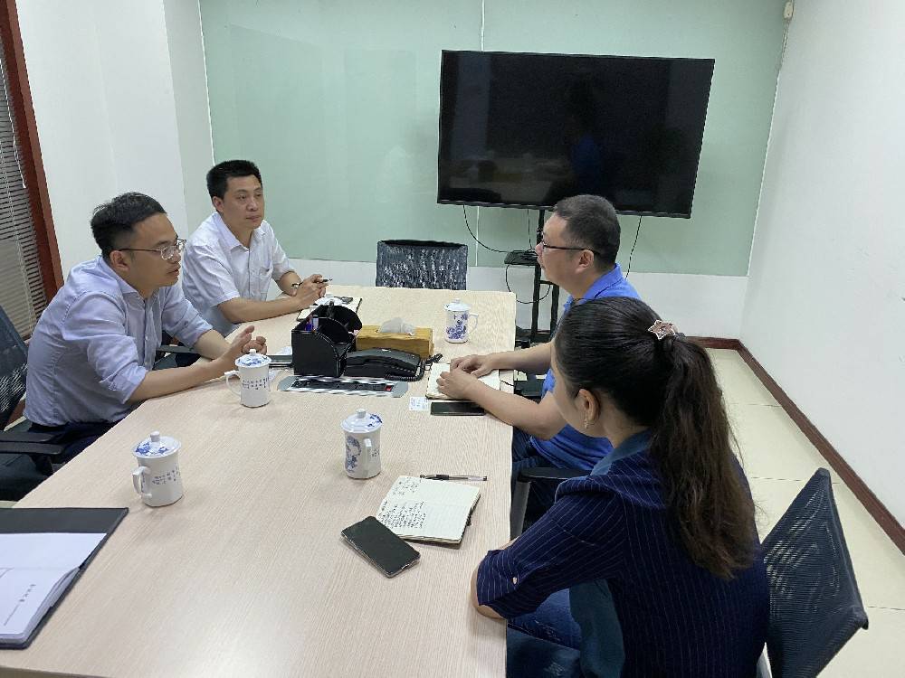 无锡市工信局领导来球友会官方网页版-球友会(中国)科技开展“三联三解”活动